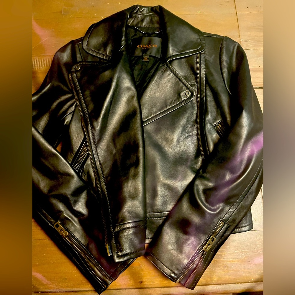 COACH 100% lamb leather Bomber Jacket in excellent condition